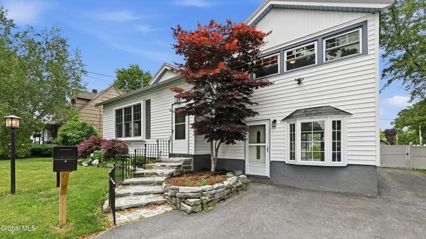 281 N Kingsboro Avenue, Gloversville, NY, photo 2