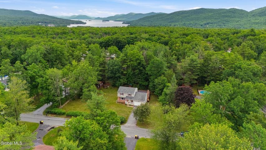 32 Kings Road, Lake George, NY