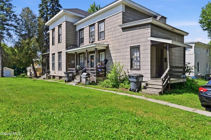 82 Grand Street, Gloversville, NY, photo 4
