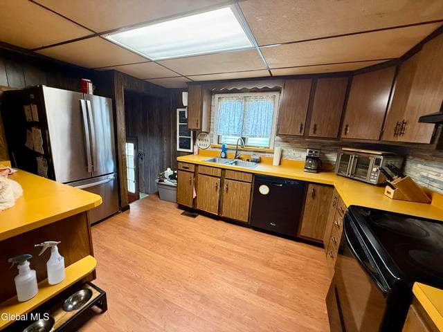 222 Upper Sherman Avenue, Queensbury, NY, photo 4