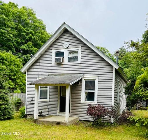 408 W Mountain Road, Queensbury, NY, photo 3