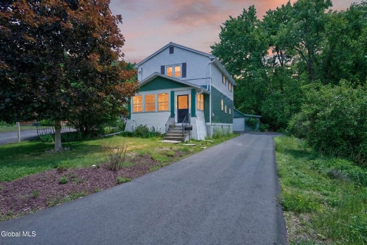 30 Griswold Avenue, Troy, NY, photo 2