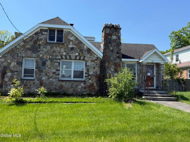 1346 Hillside Avenue, Niskayuna, NY, photo 1