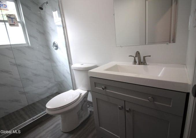 199 N Lake Avenue, Albany, NY, photo 2