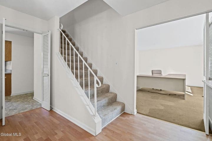 21 Laury Lane, Glenville, NY, photo 4