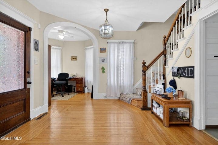 1043 Glenwood Boulevard, Schenectady, NY, photo 3