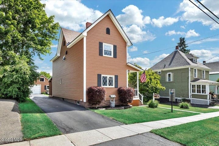 105 Mason Street, Johnstown, NY, photo 3