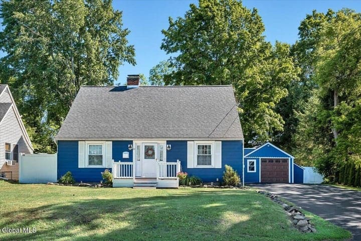 13 Van Buren Road, Glenville, NY, photo 1