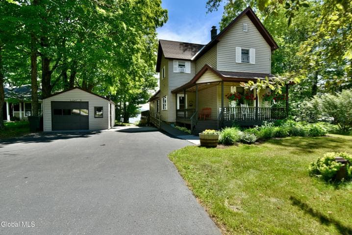 205 Houseman Street, Northampton, NY, photo 5