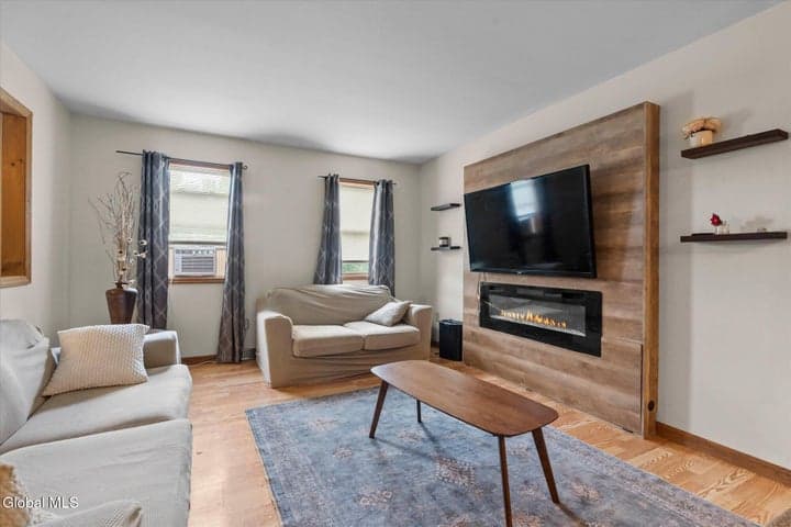 1 East Avenue, Glens Falls, NY, photo 2