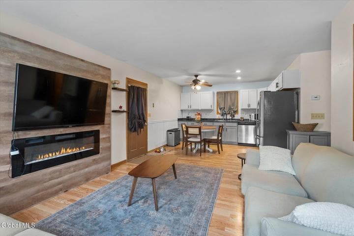 1 East Avenue, Glens Falls, NY, photo 5