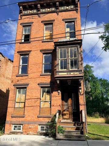 13 Lexington Avenue, Albany, NY, photo 2