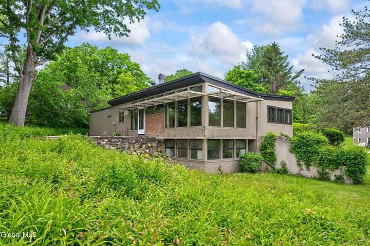 323 Oakridge Drive, Rotterdam, NY, photo 1
