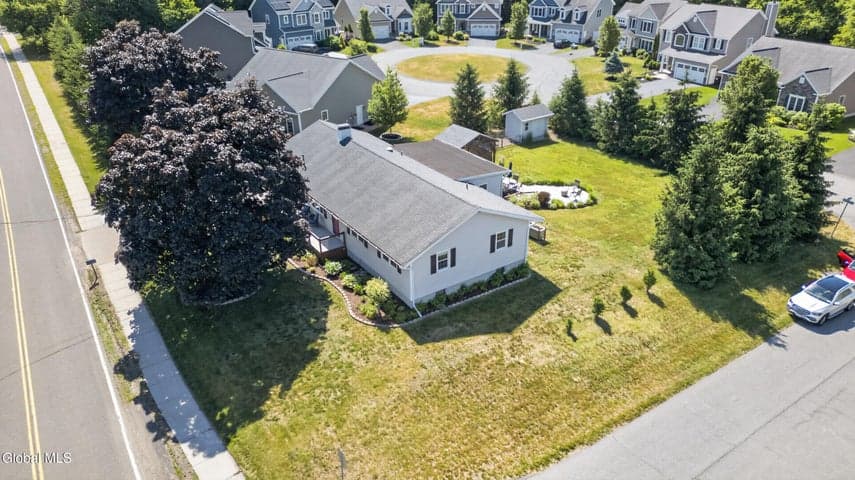 521 Russell Road, Bethlehem, NY, photo 5