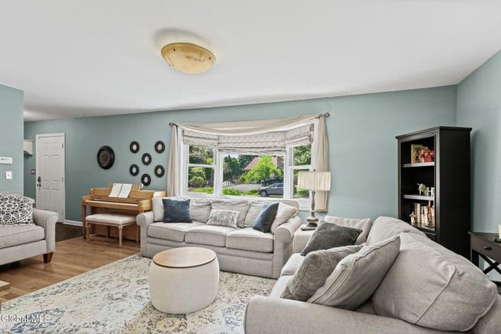 23 Bennett Terrace, Delmar, NY, photo 4