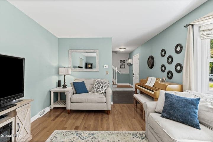 23 Bennett Terrace, Delmar, NY, photo 5
