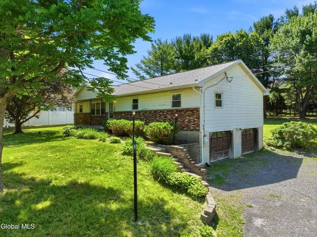 103 Smith Road, Mechanicville, NY, photo 2