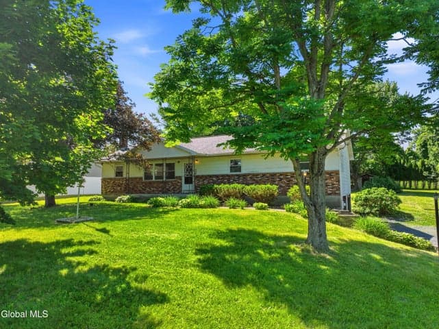 103 Smith Road, Mechanicville, NY, photo 1