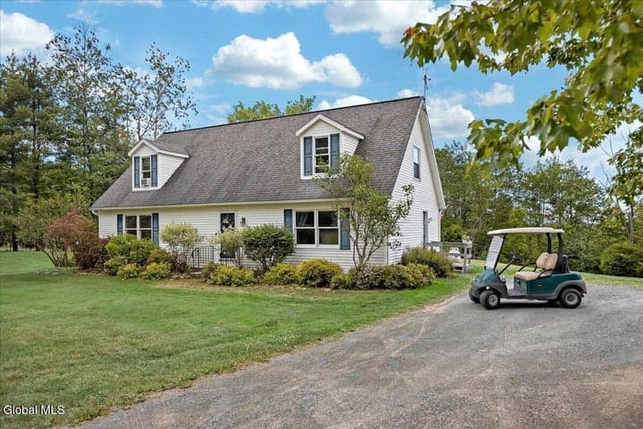 53 N Nassau Lane, Nassau, NY, photo 4