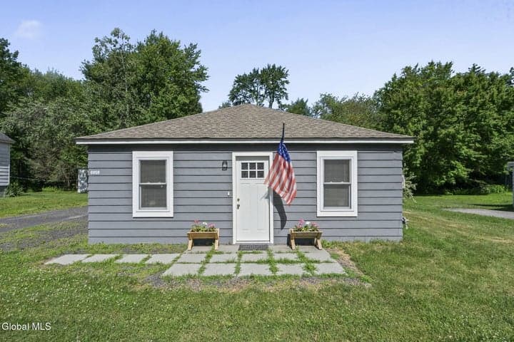 6959 Fuller Station Road, Guilderland, NY, photo 1