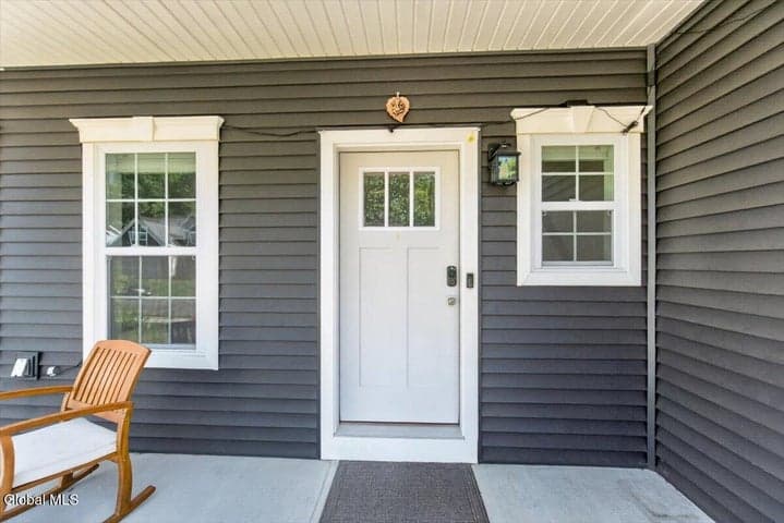 38 Wyatts Circle, East Greenbush, NY, photo 4