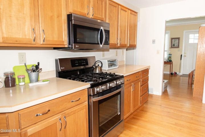 618 Orlinda Avenue, Glenville, NY, photo 3