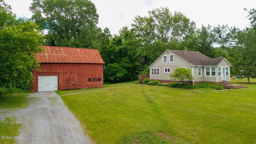 103 Sisson Road, South Glens Falls, NY, photo 4