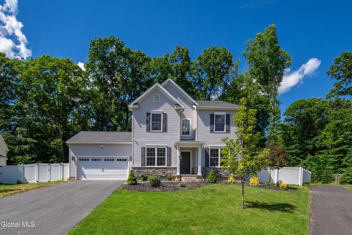27 Spencer Street, Clifton Park, NY, photo 1
