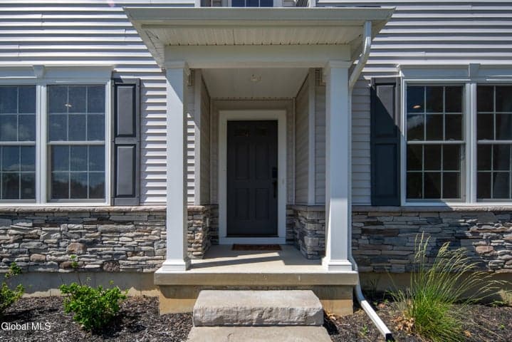 27 Spencer Street, Clifton Park, NY, photo 2