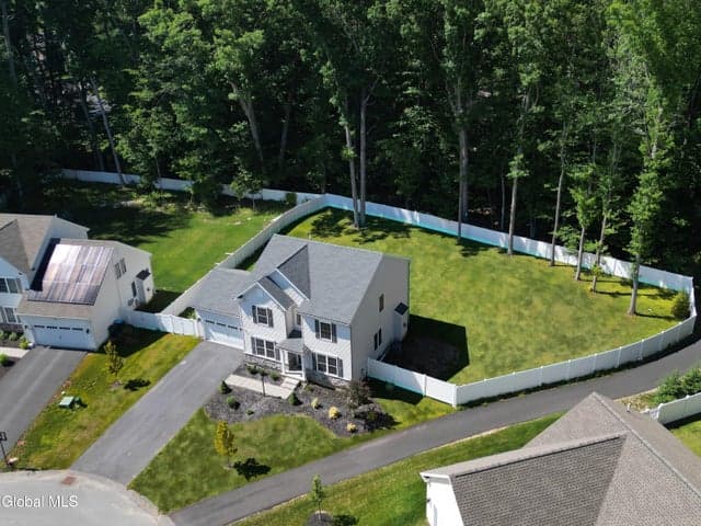 27 Spencer Street, Clifton Park, NY, photo 5
