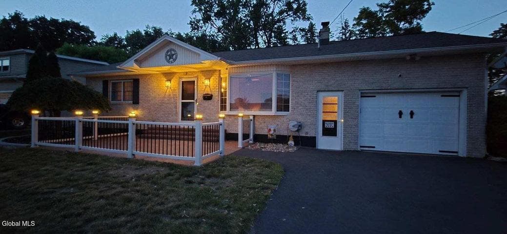 6 Bertone Drive, Rotterdam, NY, photo 4