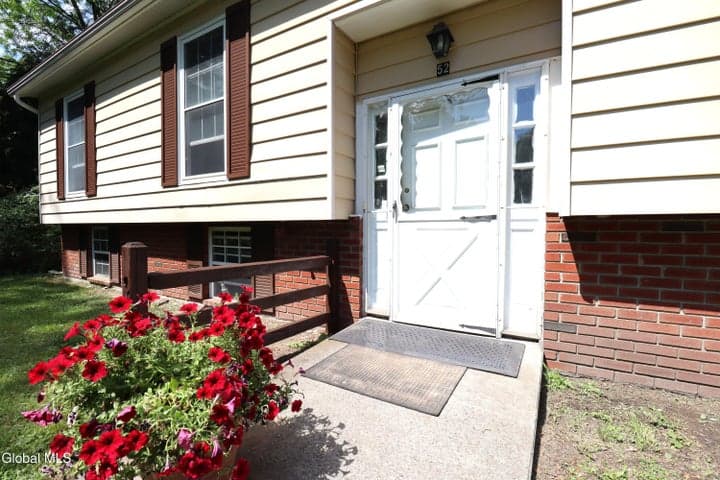 52 Biechman Road, Coeymans, NY, photo 2