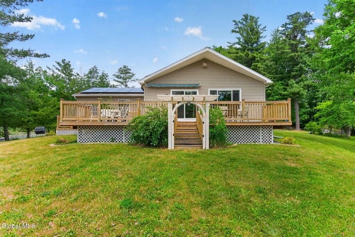 99 Turnabout Road, Sand Lake, NY, photo 1