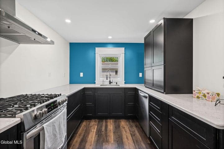 26 Hackett Street, Bethlehem, NY, photo 4