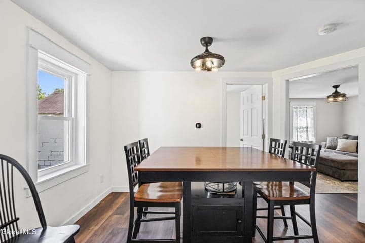 26 Hackett Street, Bethlehem, NY, photo 3