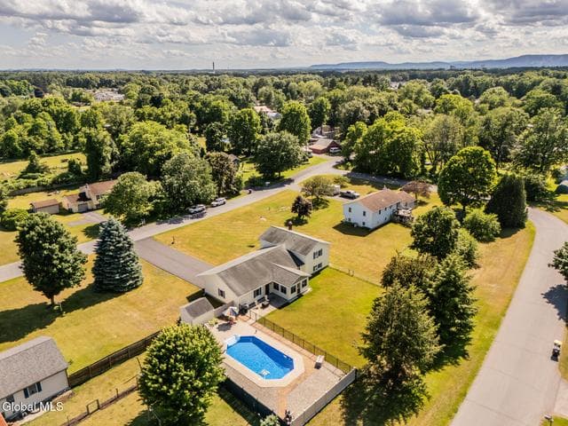21 Country Acres Drive, Hudson Falls, NY, photo 2
