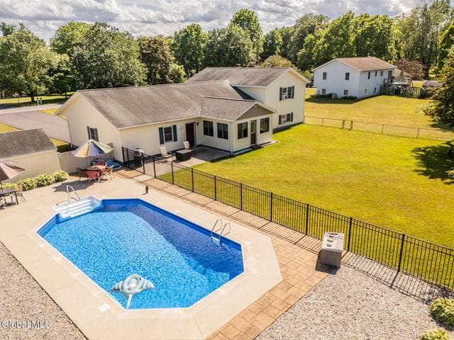 21 Country Acres Drive, Hudson Falls, NY, photo 3