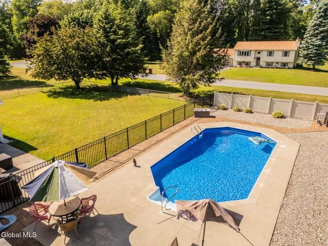 21 Country Acres Drive, Hudson Falls, NY, photo 4