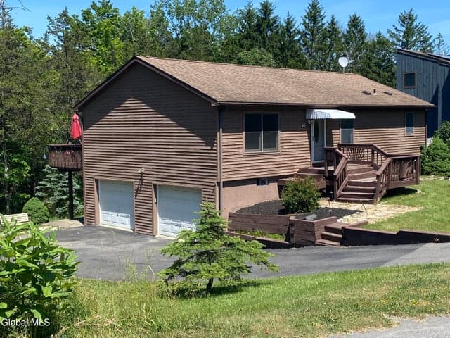 86 Superstitious Drive, Athens, NY, photo 1