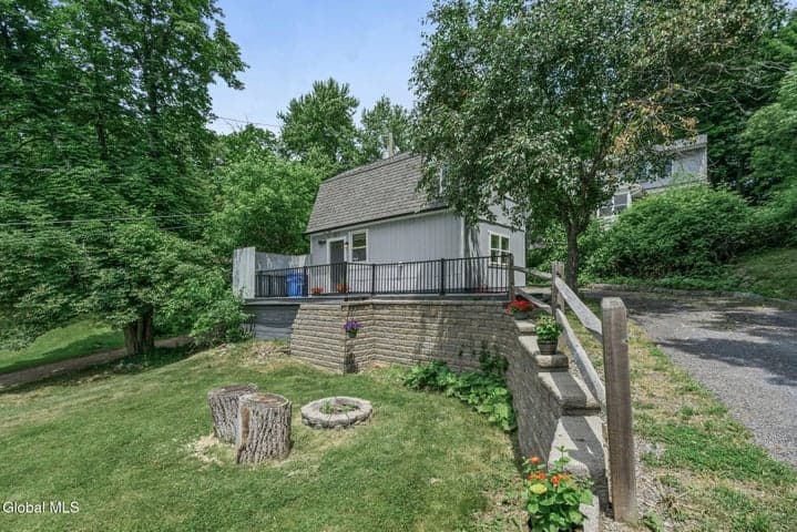 681 Delaware Avenue, Albany, NY, photo 1