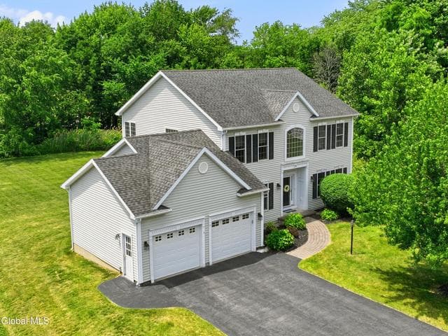 29 Heritage Court, Cohoes, NY, photo 2