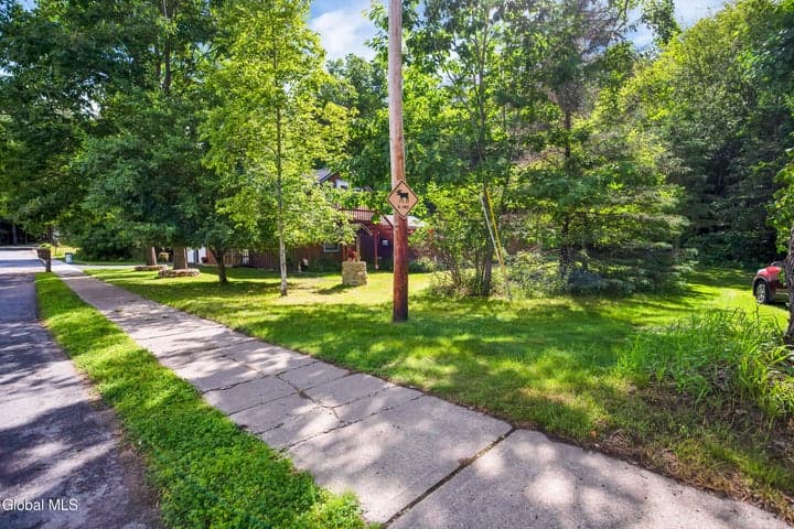 40 Lake Tour Road, Lake Luzerne, NY, photo 3
