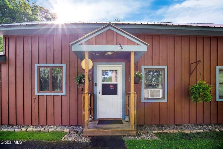 40 Lake Tour Road, Lake Luzerne, NY, photo 4