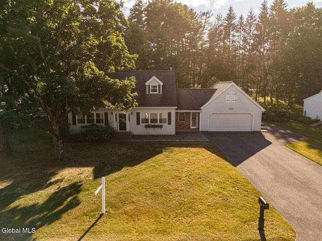 24 Westland Avenue, Queensbury, NY, photo 2