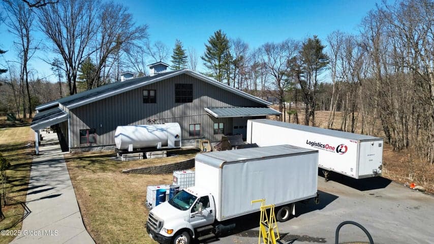 41 Geyser Road, Saratoga Springs, NY, photo 5