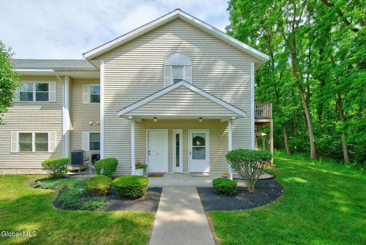 507 Greenwich Drive, Albany, NY, photo 1