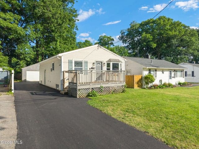 420 Chiswell Road, Schenectady, NY, photo 1