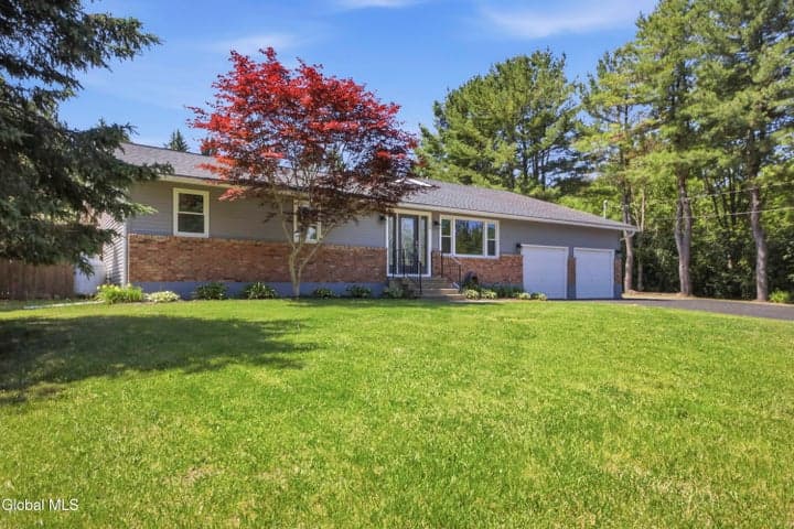 36 Snake Hill Road, Glenville, NY, photo 3