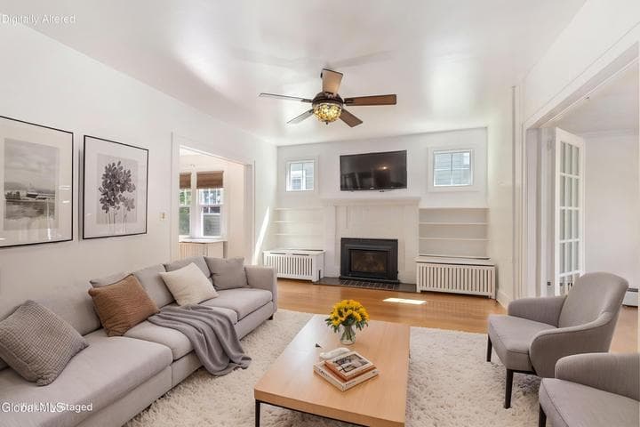 39 Hawthorne Avenue, Albany, NY, photo 3
