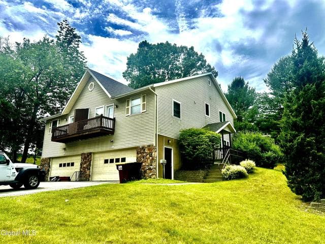 111-113 East Avenue, Saratoga Springs, NY